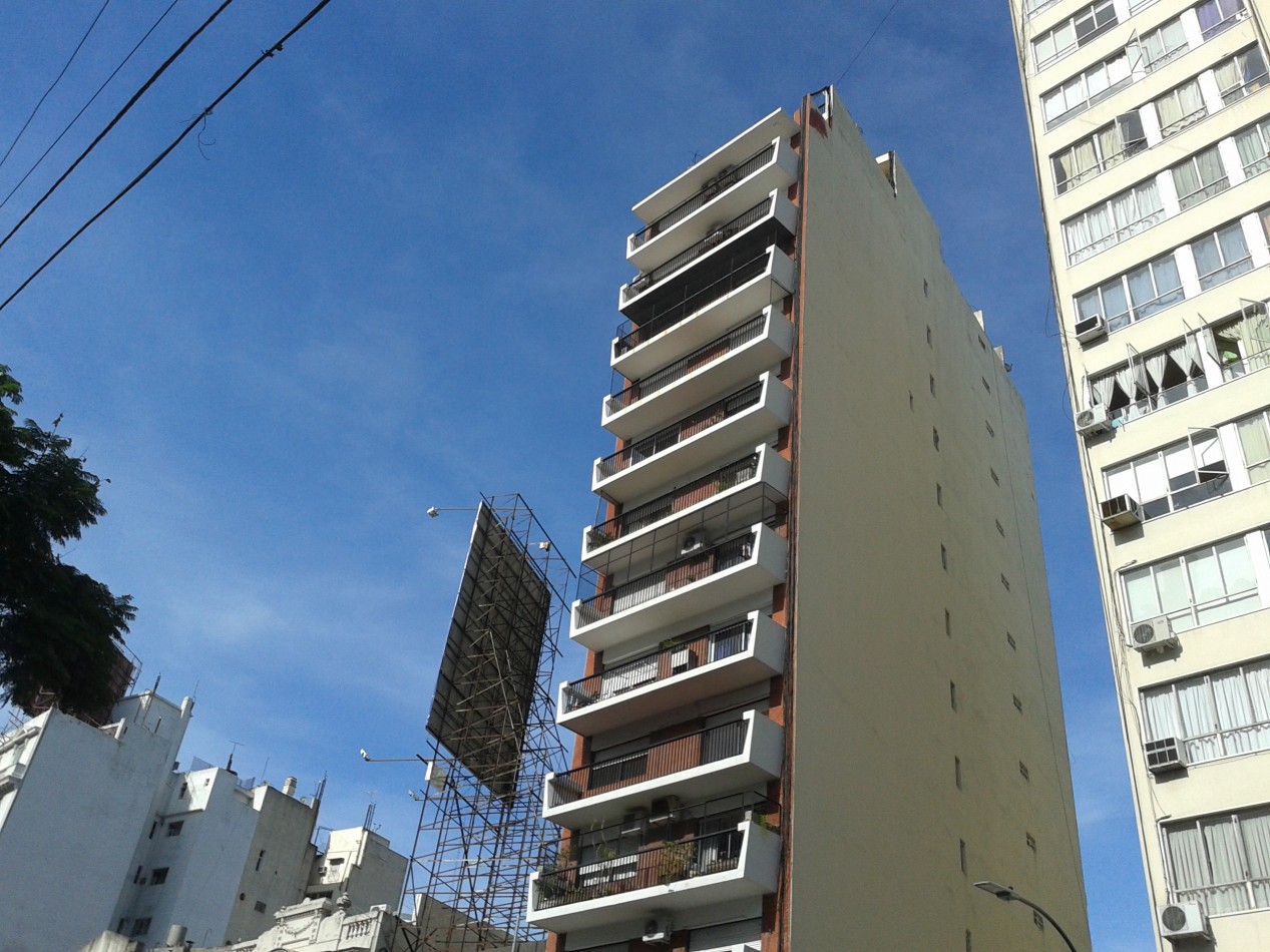DEPARTAMENTO C/ BALCON AL CONTRAFRENTE, ZONA FACULTADES. ALQUILADO!