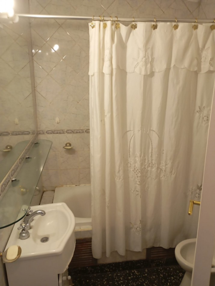 Lindisimo y Luminoso 3 Ambientes C/bajas Expensas. VENDIDO!
