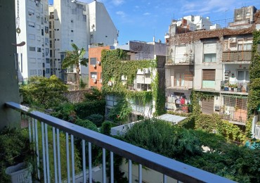 Lindisimo 3 Ambientes con Balcon Corrido y Vista Abierta a Jardines!